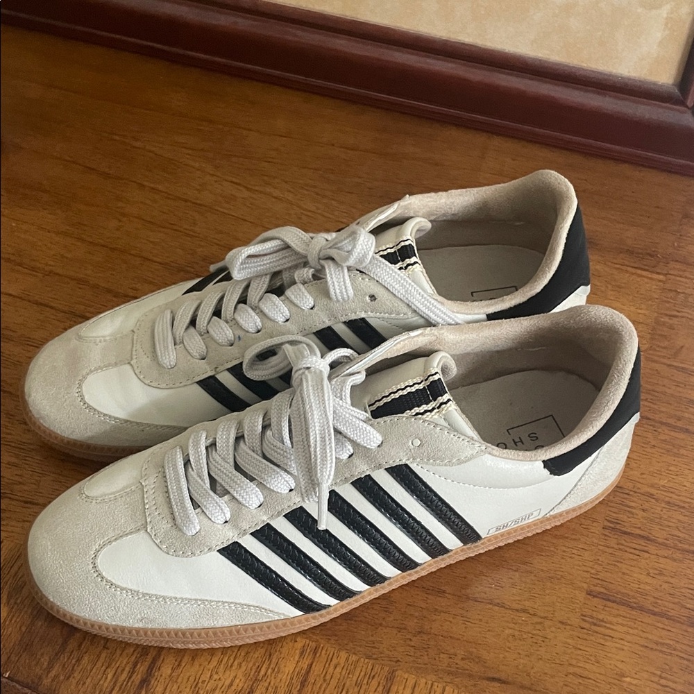 ShuShop White and Black Striped Sneakers